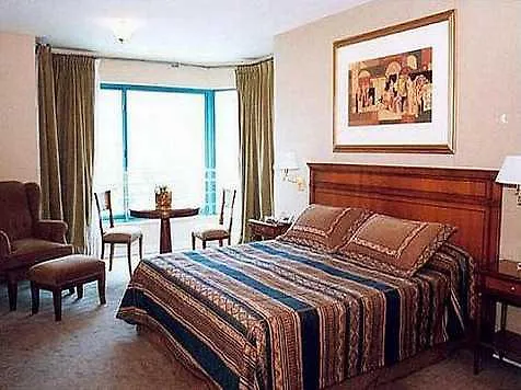Millennium Condominio Suites Mendoza 4*,